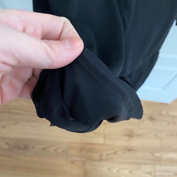 ANN TAYLOR Black Tie Sleeve Split Neck Embroidered Dress | Size 2 - Picture 7 of 10